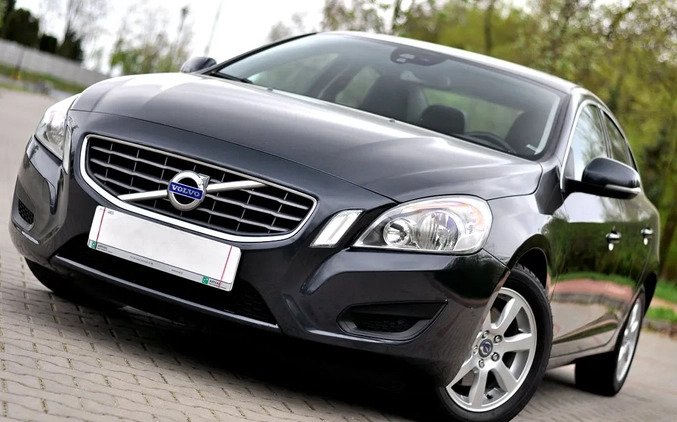 Volvo S60 cena 35900 przebieg: 240000, rok produkcji 2011 z Ujście małe 436